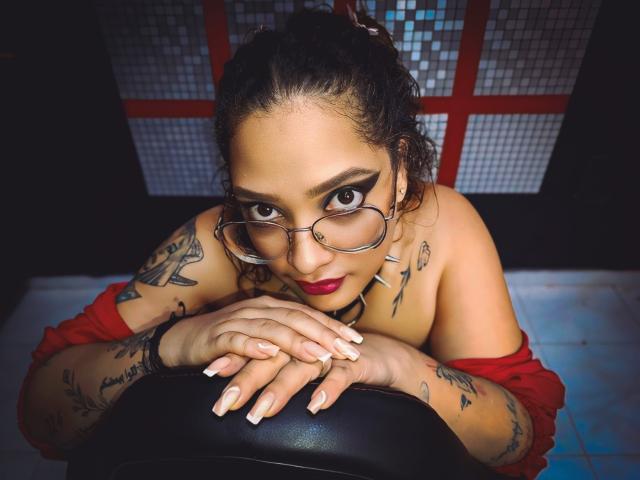 DanielaPatherson - Live sex cam - 28761986