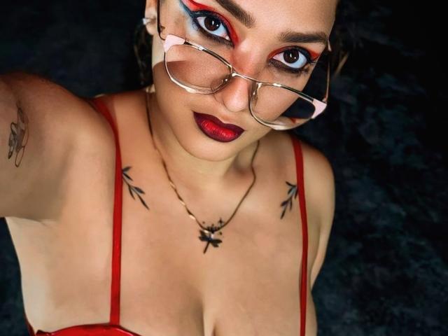 DanielaPatherson - Live sex cam - 28762013