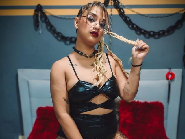 DanielaPatherson - Live sex cam - 28762022