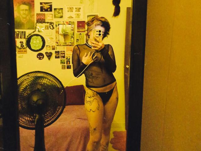 SukiBelle - Live porn &amp; sex cam - 28762301