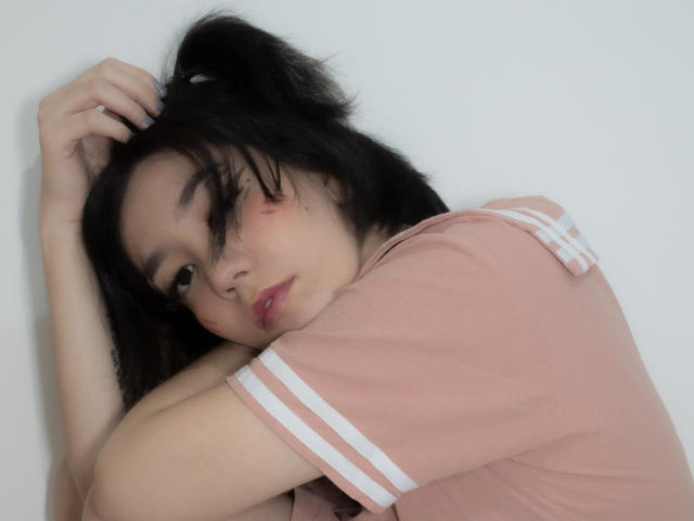 SukiBelle - Live porn &amp; sex cam - 28762481