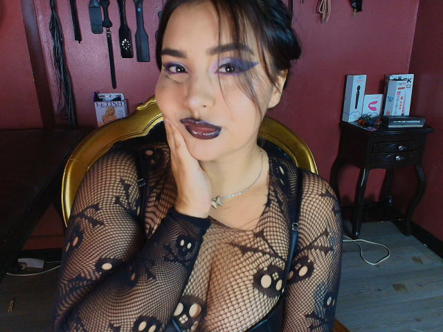 MissSubmissive - Live porn &amp; sex cam - 28763327