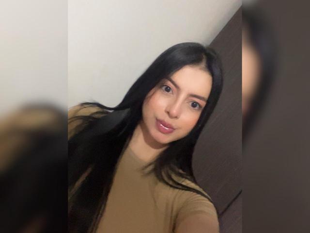 IsabellaJames - Live sex cam - 28763963