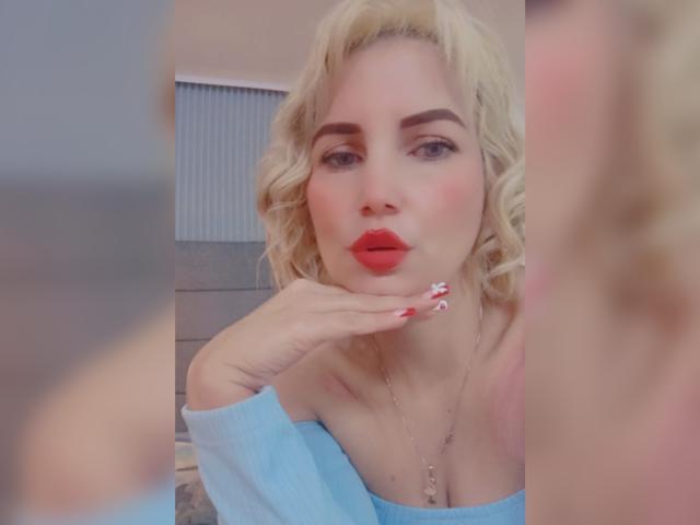 GiuliaAddams - Sexe cam en vivo - 28764722