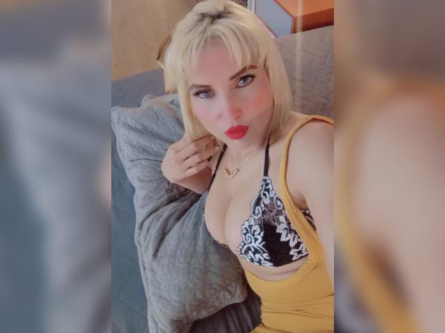 GiuliaAddams - Sexe cam en vivo - 28765577