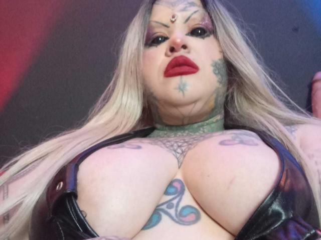 VenusHottt - Live sex cam - 28767200