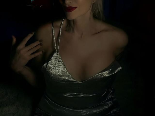 RitaFarell - Live porn &amp; sex cam - 28768226