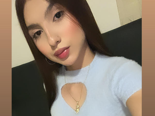 MilanMoon - Live sex cam - 28770902