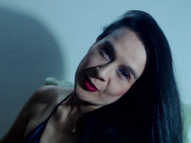 AileenRamirezW - Live sex cam - 28772048