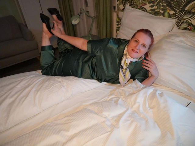 MrsEssen7471-hot - Live porn &amp; sex cam - 28775759