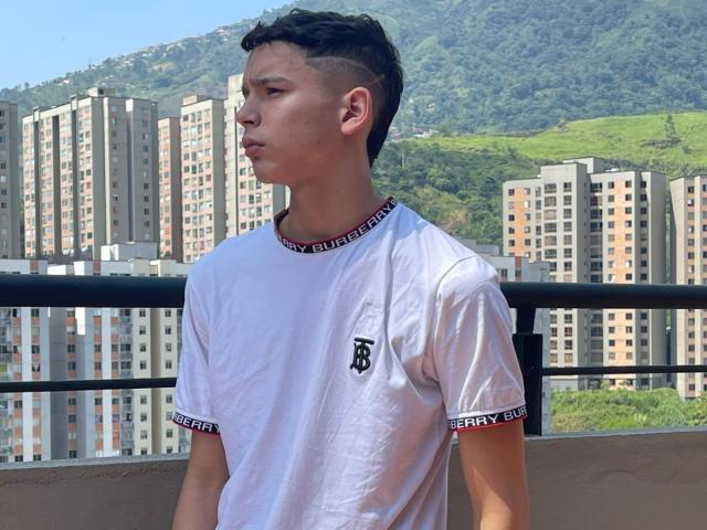 AxelBiel - Live sex cam - 28776242
