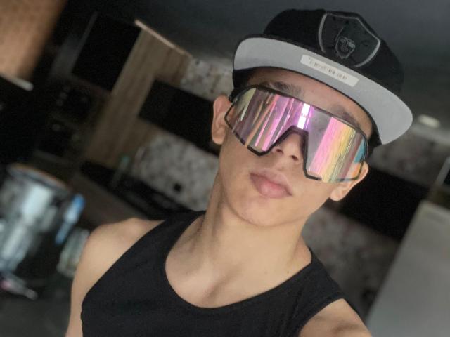 AxelBiel - Sexe cam en vivo - 28776257