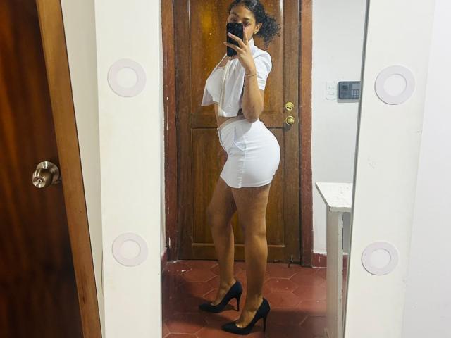 NatalyBlonder - ライブポルノ&amp;セックスカム - 28777859