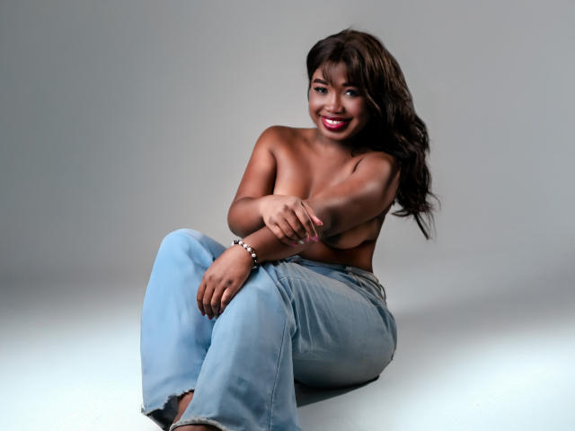 KarlieMoss - Sexe cam en vivo - 28778111