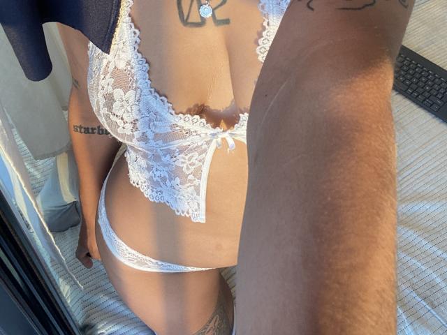 KiaraHernandezX - ライブポルノ&amp;セックスカム - 28781123