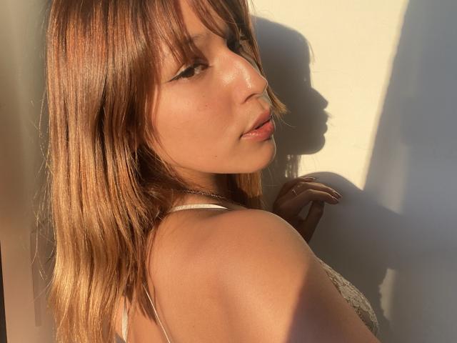 KiaraHernandezX - ライブポルノ&amp;セックスカム - 28781132