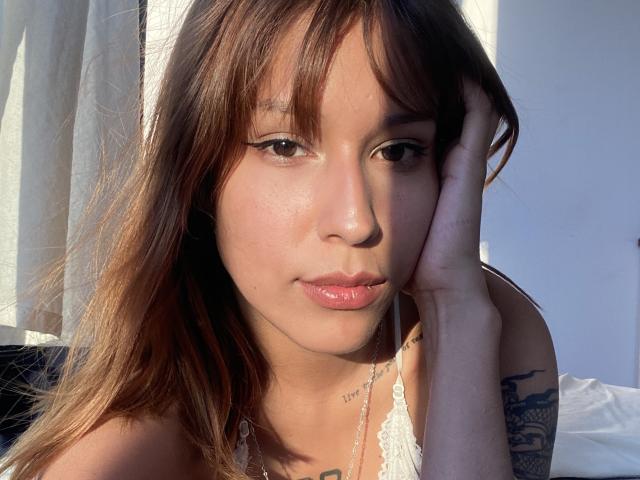 KiaraHernandezX - Live porn &amp; sex cam - 28781153