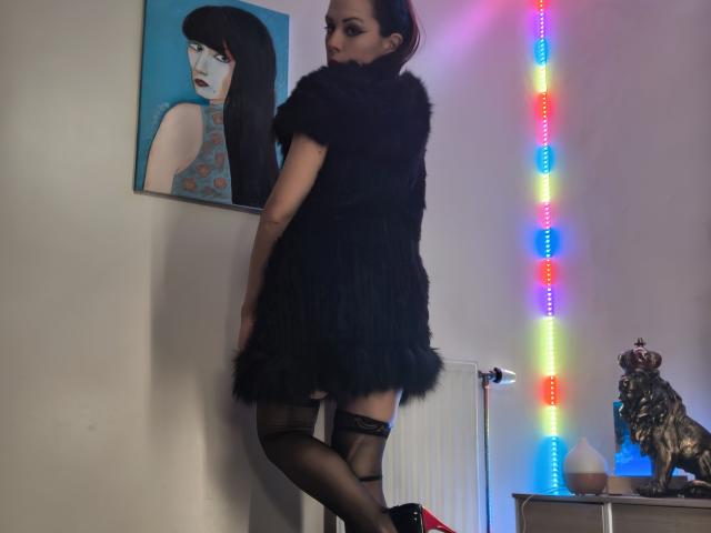 OrianaLaFrancaise - Sexe cam en vivo - 28781171