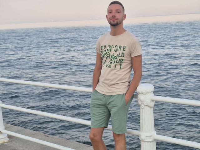 Cocco69 - Live porn &amp; sex cam - 28781543