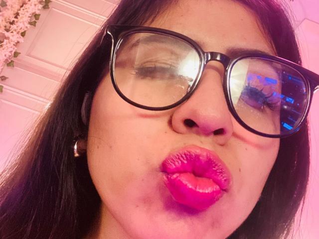 ZoeRedds - Live porn &amp; sex cam - 28782911