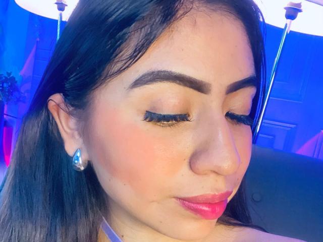 ZoeRedds - ライブポルノ&amp;セックスカム - 28782944