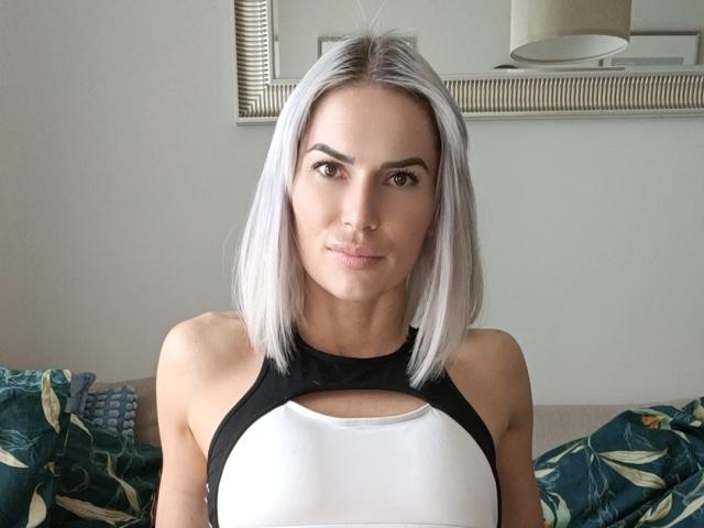 RowenaMinna - Live porn &amp; sex cam - 28783151