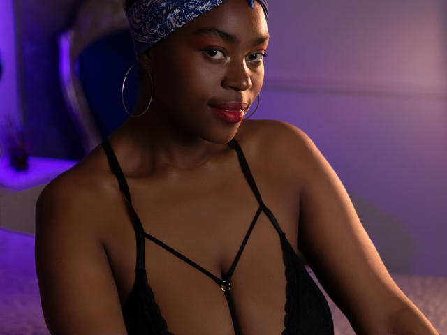 KrisMond - Live sex cam - 28786526