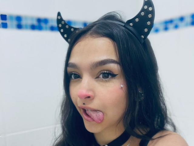 MarietteJones - Live porn &amp; sex cam - 28790225