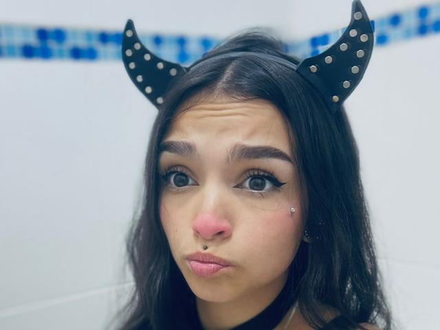 MarietteJones - Live porn &amp; sex cam - 28790273