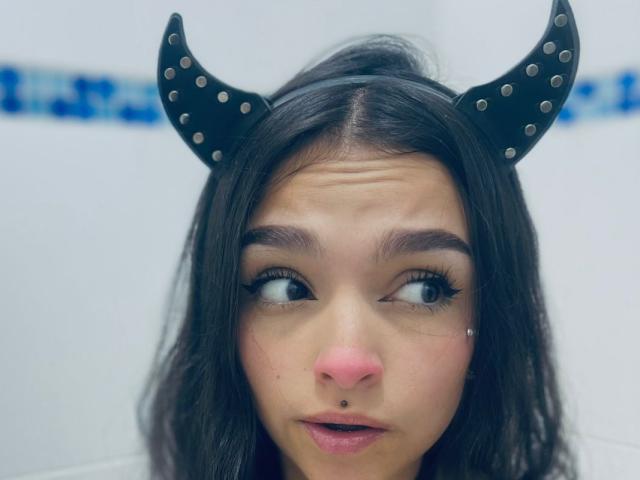 MarietteJones - Live porn &amp; sex cam - 28790279