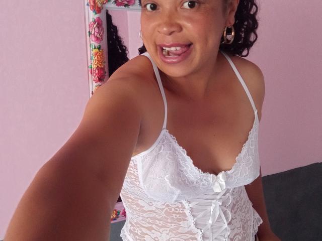 Rahel69 - Sexe cam en vivo - 28790588