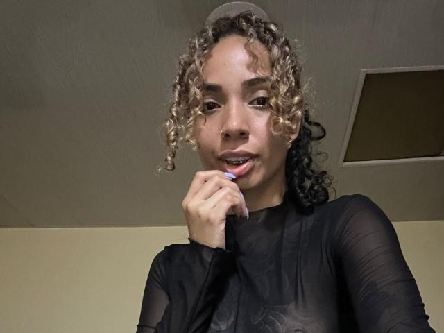 SilvanaXOwen - Sexe cam en vivo - 28795199