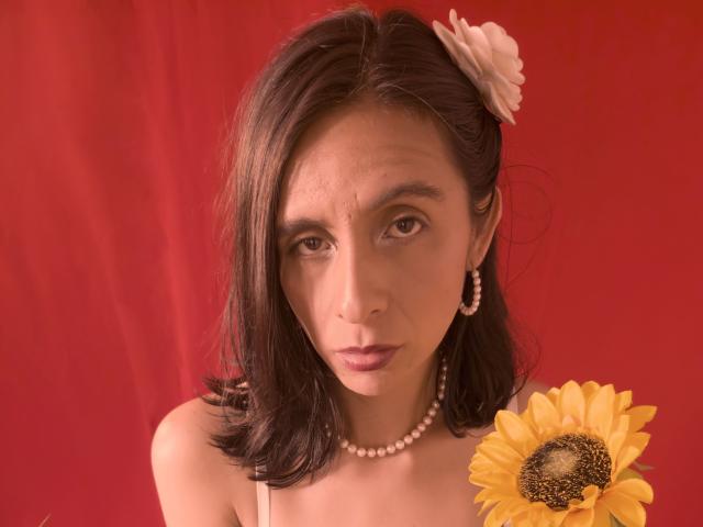 MiaAmoree - Live sex cam - 28796990