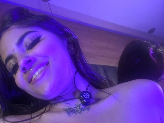 CoriPaige - Live sexe cam - 28800452