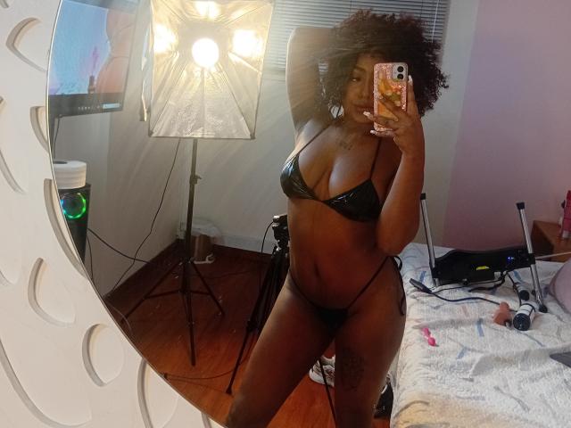 AmberQueeny - Sexe cam en vivo - 28801166