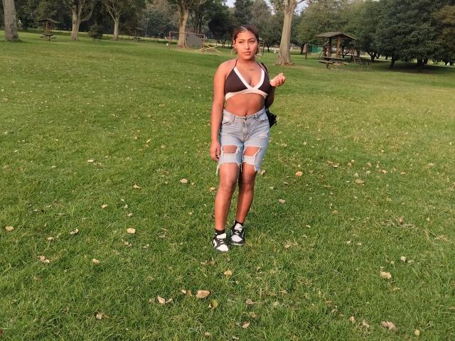 AmberQueeny - Live porn &amp; sex cam - 28801205