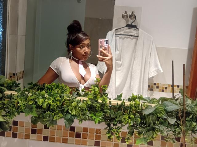 AmberQueeny - Sexe cam en vivo - 28801217