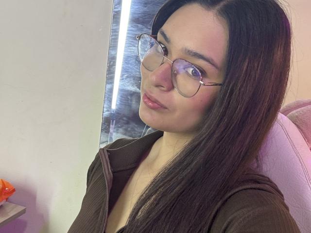 IsaDoux - Live sex cam - 28801220