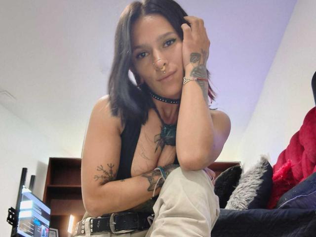 AmelieBlake - Live porn &amp; sex cam - 28802975