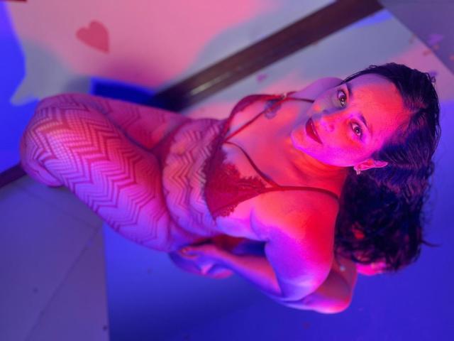 MichellMonet - Live porn &amp; sex cam - 28804421