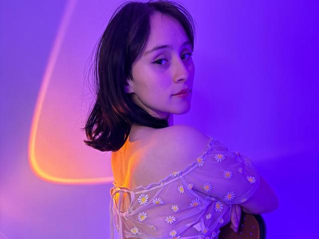 AnnieLamberth - Live porn &amp; sex cam - 28804610