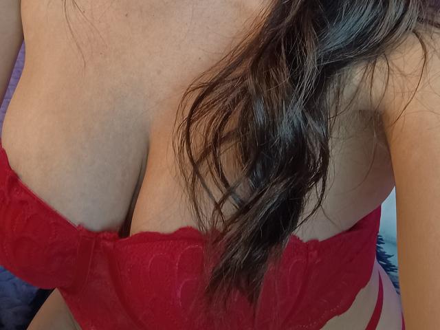 MiaReed - Live sex cam - 28806308