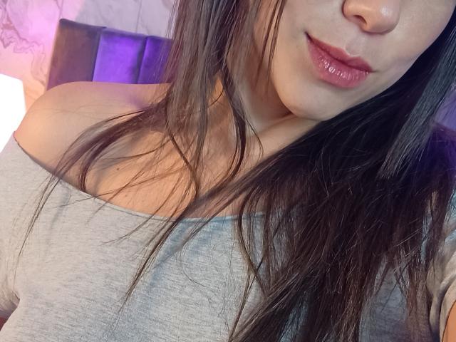 MiaReed - Live sex cam - 28806479