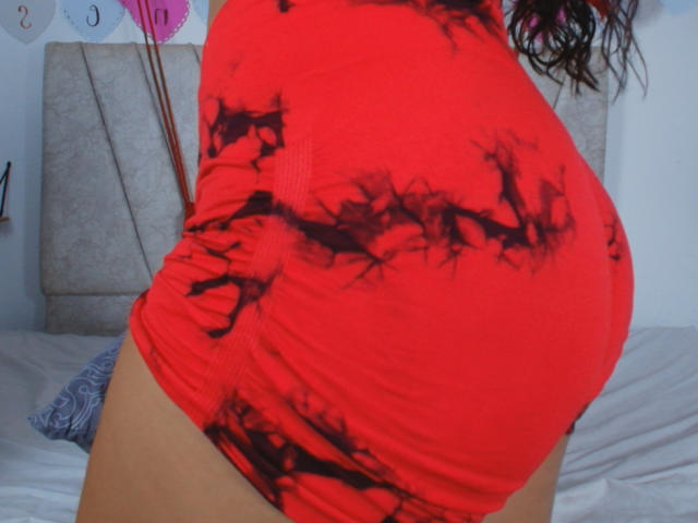 LianaAndAsaff - Live sex cam - 28807334