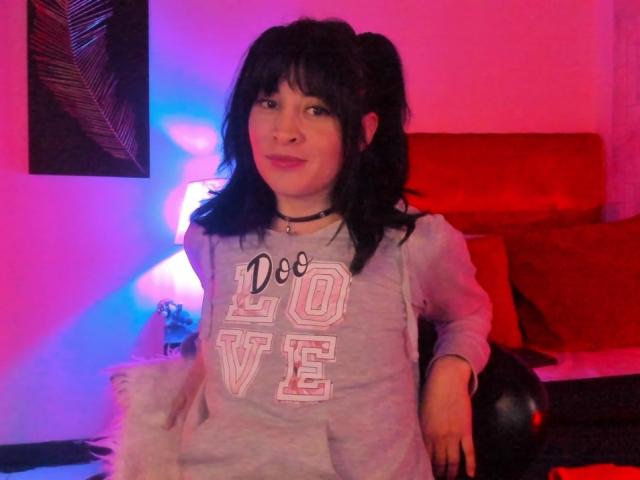 IssisDiosa - Live sex cam - 28808474