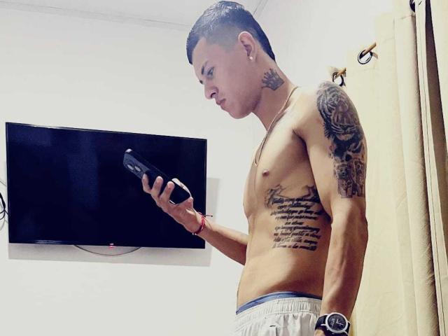 TitanBodyX - Sexe cam en vivo - 28809161
