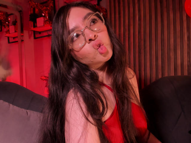 EvaMcAllister - Élő pornó és szexkamera - 28810154