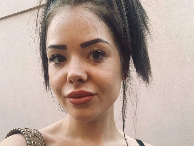 NicoleKatze-hot - Live sex cam - 28811384