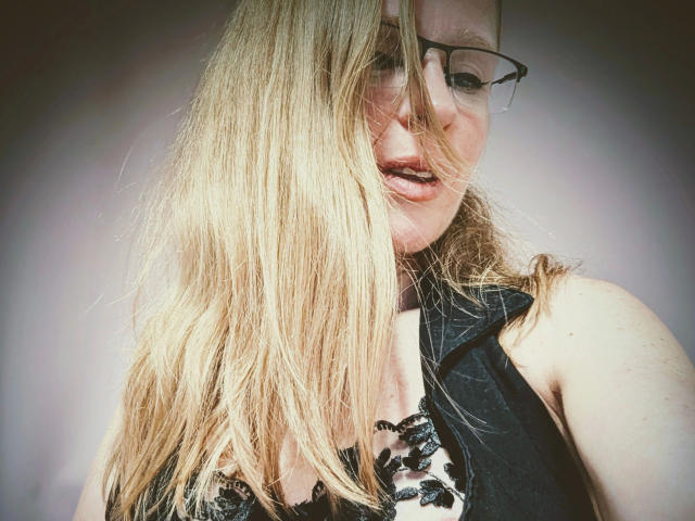 HeisseLina-hot - Sexe cam en vivo - 28812458