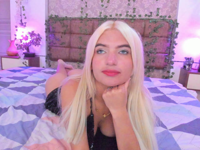 SabrinaColle - Live sexe cam - 28813883